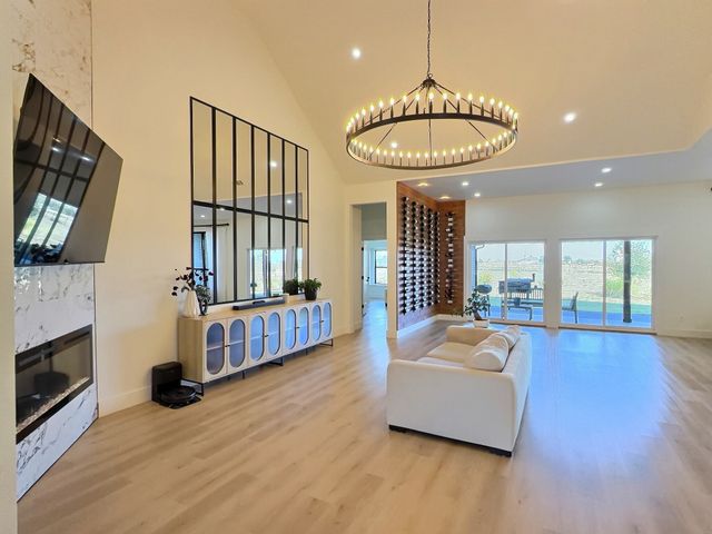 421 Cattle Barron Drive, Mclendon Chisholm, TX 75032