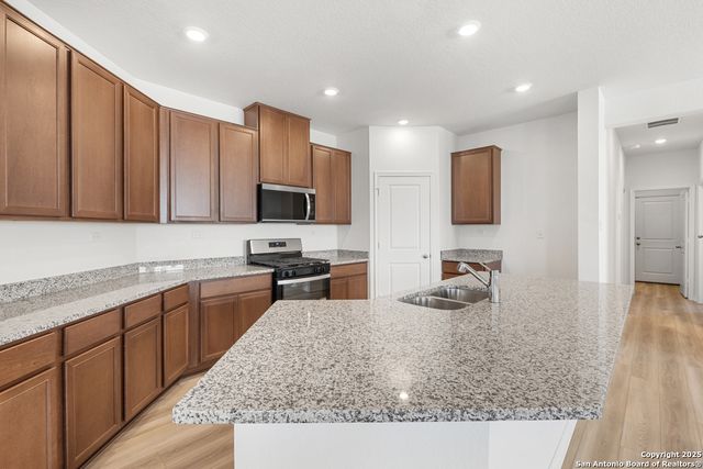 10041 JAGGER AVENUE, Converse, TX 78109