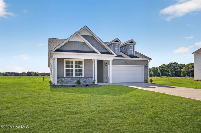 82 Maverick Lane, Dunn, NC 28334