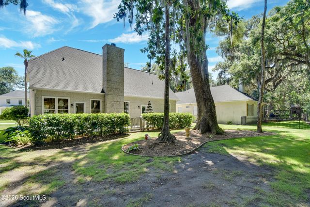 229 West Commons Drive, St. Simons Island, GA 31522