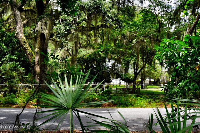 229 West Commons Drive, St. Simons Island, GA 31522