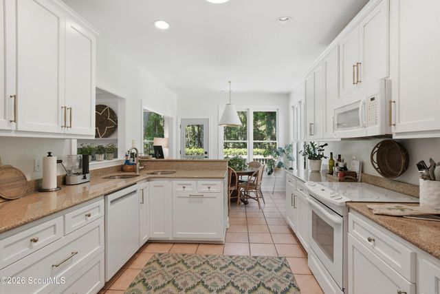 229 West Commons Drive, St. Simons Island, GA 31522