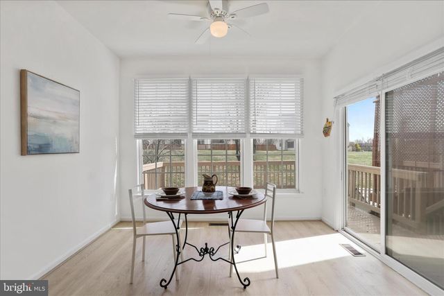 384 STARKEYS LNDG, Shepherdstown, WV 25443