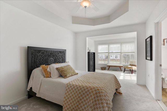 384 STARKEYS LNDG, Shepherdstown, WV 25443