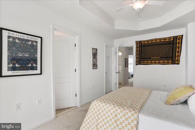 384 STARKEYS LNDG, Shepherdstown, WV 25443