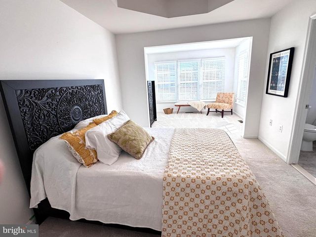 384 STARKEYS LNDG, Shepherdstown, WV 25443