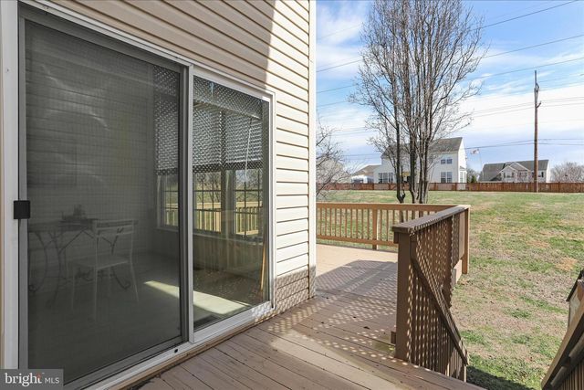 384 STARKEYS LNDG, Shepherdstown, WV 25443