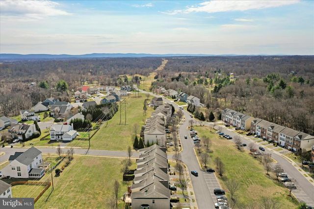 384 STARKEYS LNDG, Shepherdstown, WV 25443