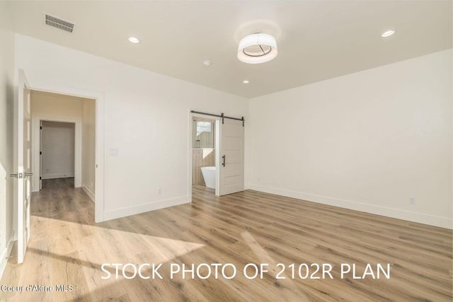 9105 W Swather Ave, Rathdrum, ID 83858