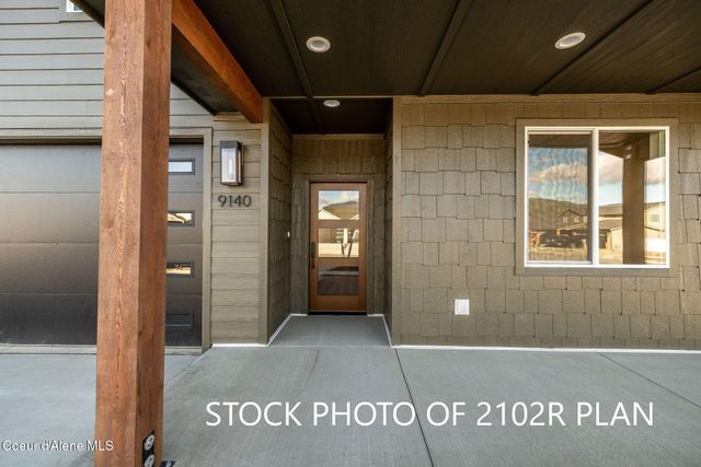 9105 W Swather Ave, Rathdrum, ID 83858