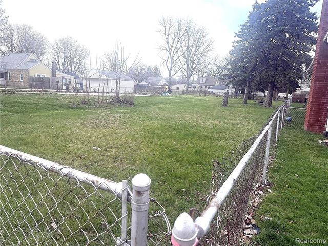 24820 Wagner Ave Avenue, Warren, MI 48089