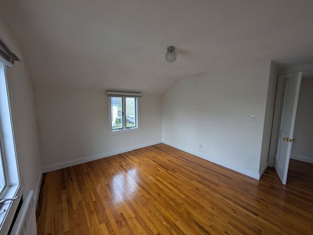 16 Nathaniel Rd, Winchester, MA 01890