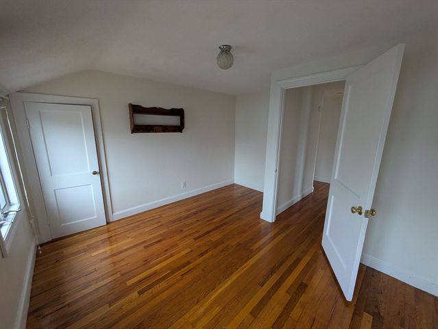 16 Nathaniel Rd, Winchester, MA 01890