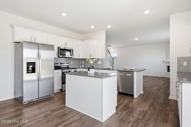 1051 Queensland Lane, Ayden, NC 28513