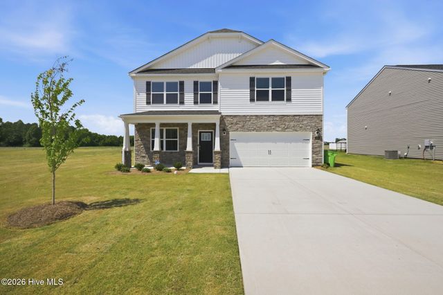 1051 Queensland Lane, Ayden, NC 28513