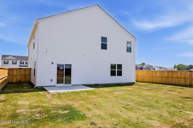 1051 Queensland Lane, Ayden, NC 28513
