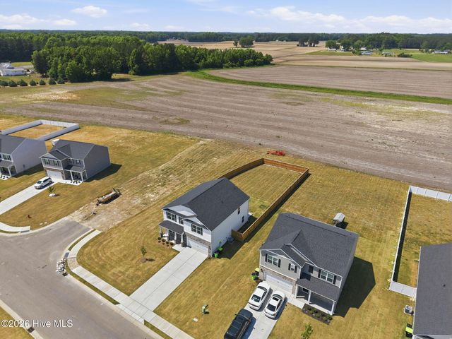 1051 Queensland Lane, Ayden, NC 28513