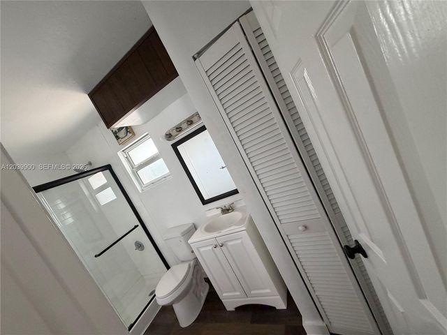 1533 NW 2nd Ave 1, Fort Lauderdale, FL 33311
