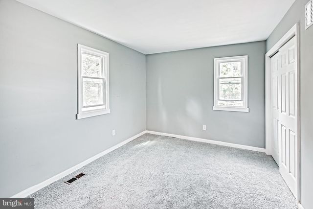 52 GREENBRIDGE DR, Newark, DE 19713