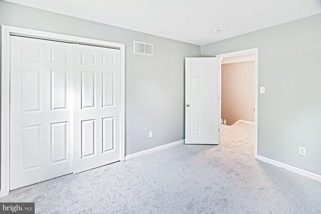 52 GREENBRIDGE DR, Newark, DE 19713