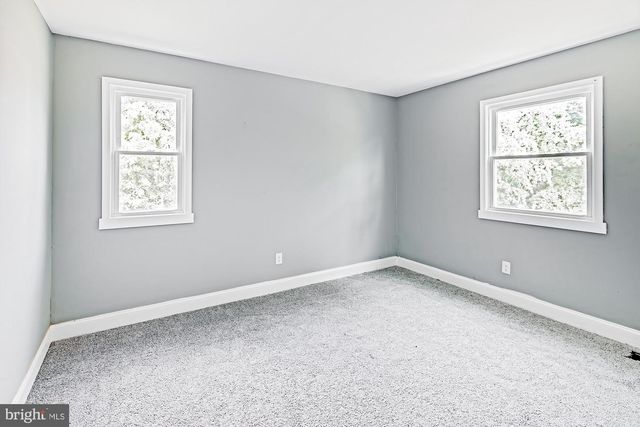 52 GREENBRIDGE DR, Newark, DE 19713