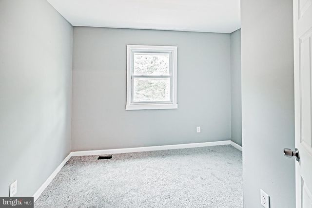 52 GREENBRIDGE DR, Newark, DE 19713