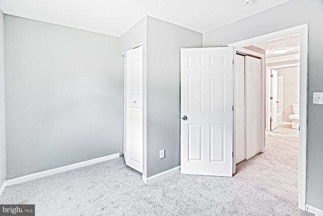 52 GREENBRIDGE DR, Newark, DE 19713