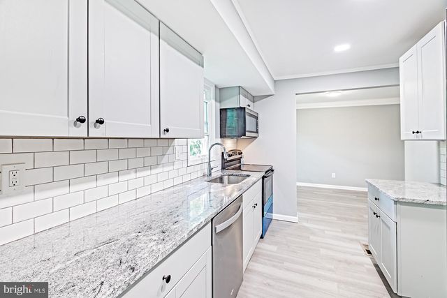 52 GREENBRIDGE DR, Newark, DE 19713