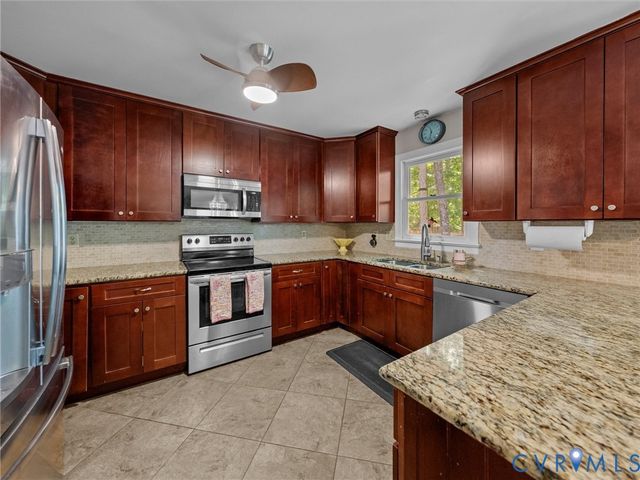 13201 Lauren Ln, Midlothian, VA 23114