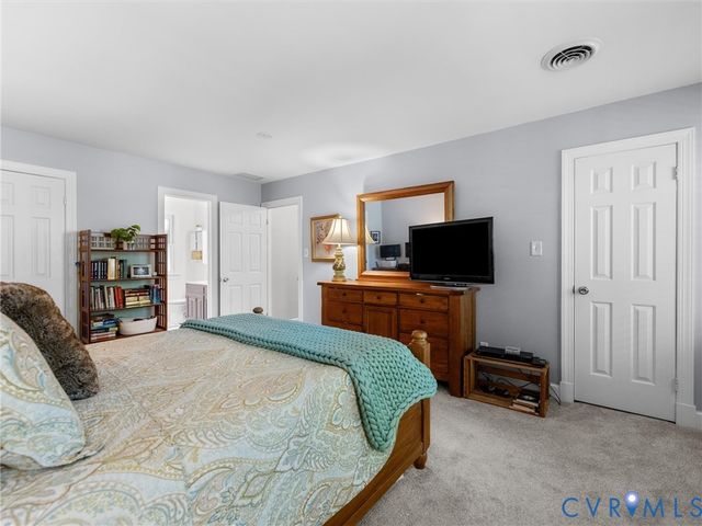 13201 Lauren Ln, Midlothian, VA 23114