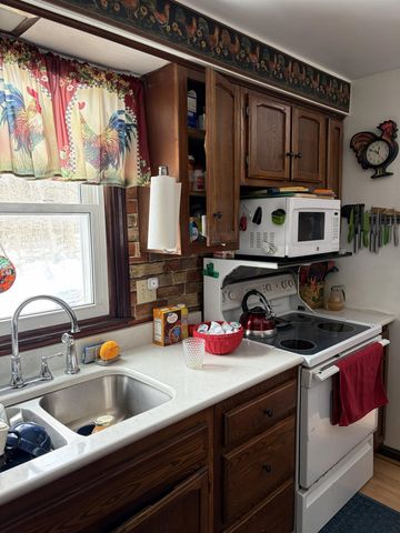 11 Maltese Road, Stamford, VT 05352