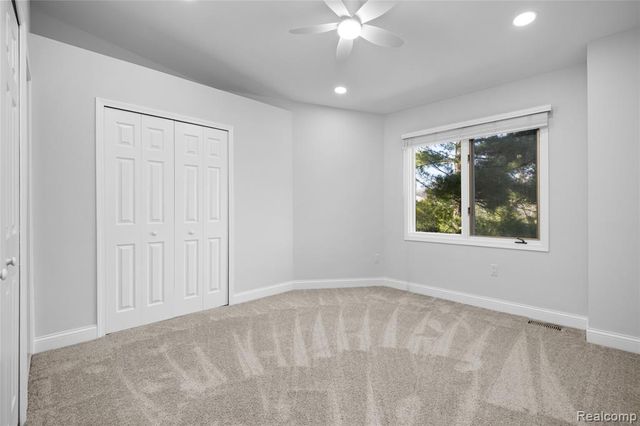 4695 Maura Lane, West Bloomfield, MI 48323