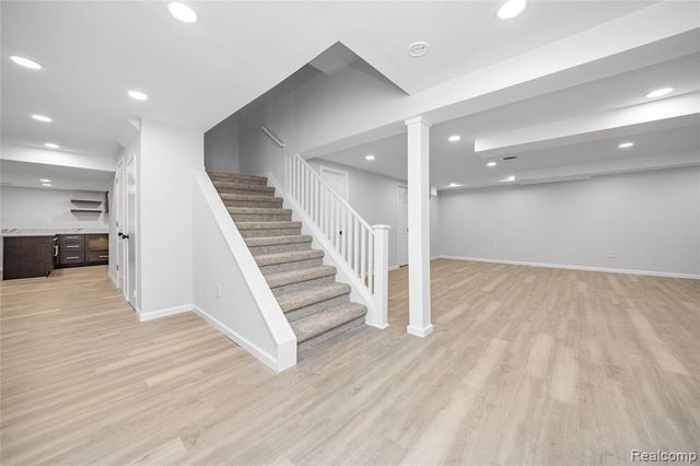 4695 Maura Lane, West Bloomfield, MI 48323