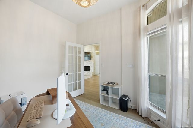 204 Tapatio Dr W, Boerne, TX 78006