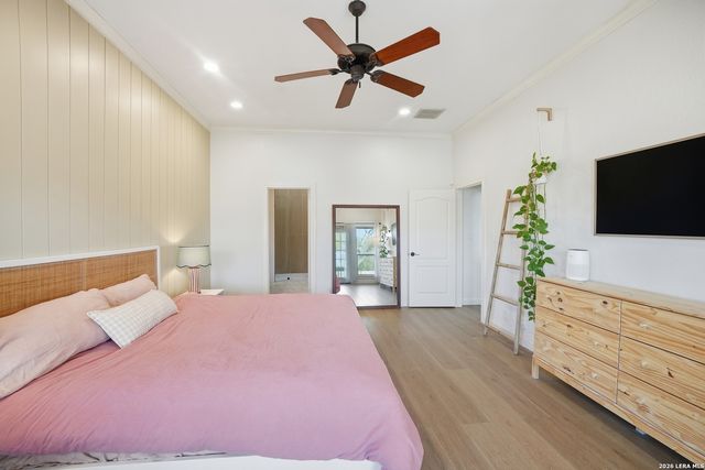 204 Tapatio Dr W, Boerne, TX 78006