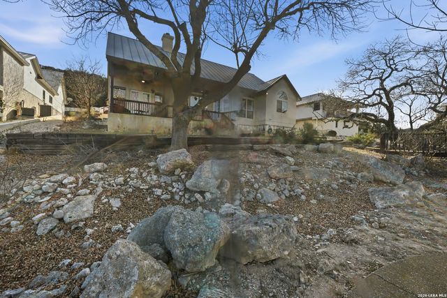 204 Tapatio Dr W, Boerne, TX 78006