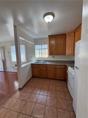 1466 Silver Lake Boulevard, Silver Lake, CA 90026