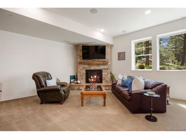 5043 Vermillion Dr, Castle Rock, CO 80108