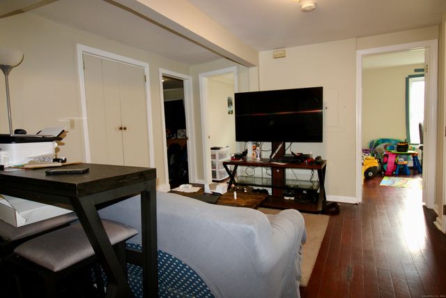 38 Denison Avenue 2, New London, CT 06320