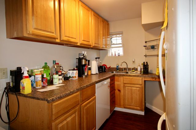 38 Denison Avenue 2, New London, CT 06320