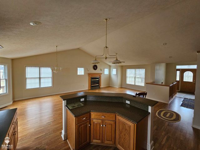 2431 S Morrice Road, Owosso Twp, MI 48867