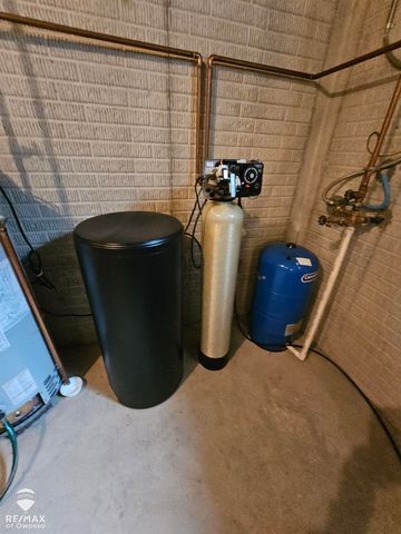 2431 S Morrice Road, Owosso Twp, MI 48867