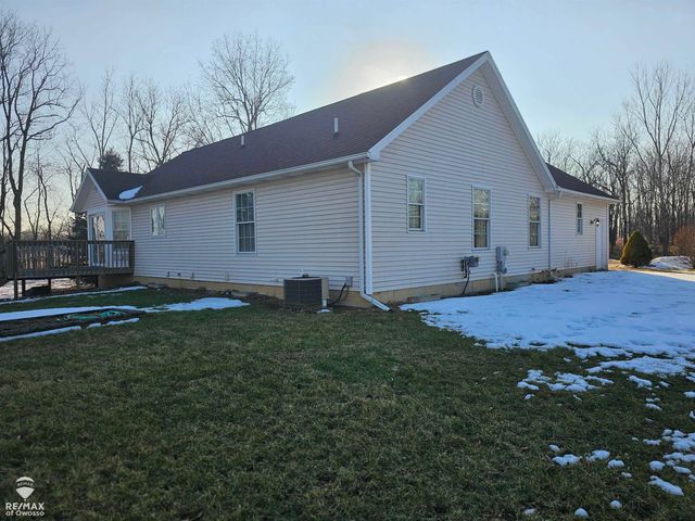 2431 S Morrice Road, Owosso Twp, MI 48867