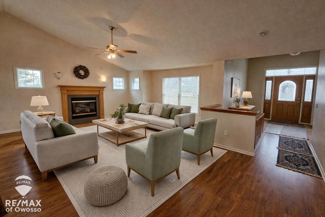 2431 S Morrice Road, Owosso Twp, MI 48867