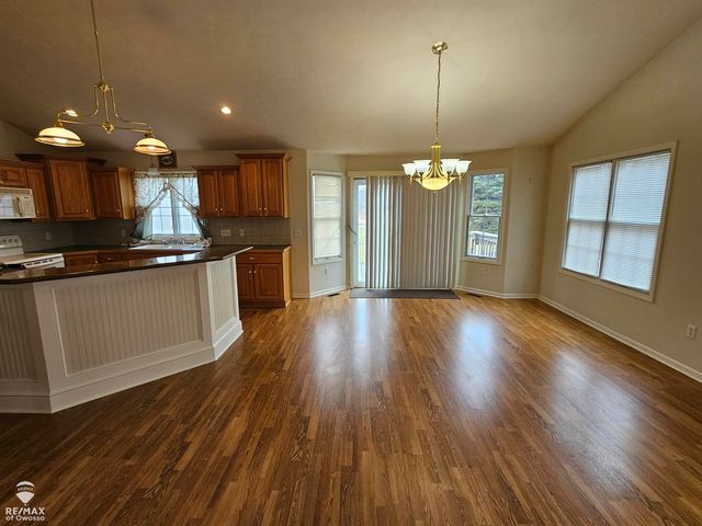 2431 S Morrice Road, Owosso Twp, MI 48867