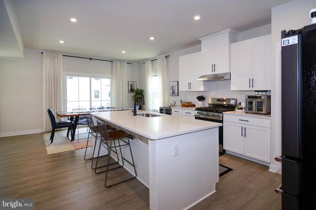 17 SEQUOIA CT, Williamstown, NJ 08094
