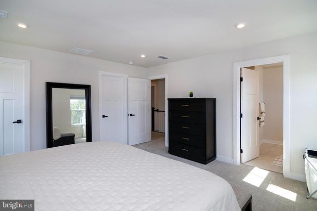17 SEQUOIA CT, Williamstown, NJ 08094