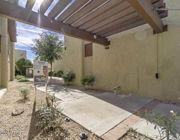 1701 W Tuckey Lane 216, Phoenix, AZ 85051