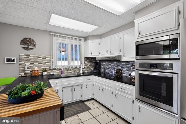 740 PUBLIC RD, Bethlehem, PA 18015