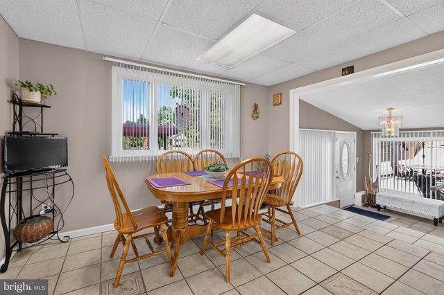 740 PUBLIC RD, Bethlehem, PA 18015